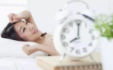 睡前1小时助眠养生法：告别失眠，睡出深度好眠