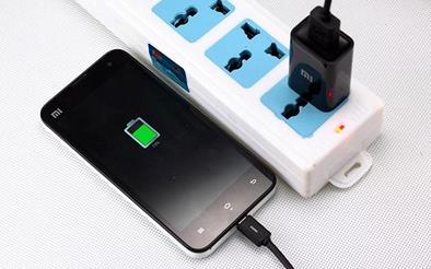 手机充电器充不进去电怎么办